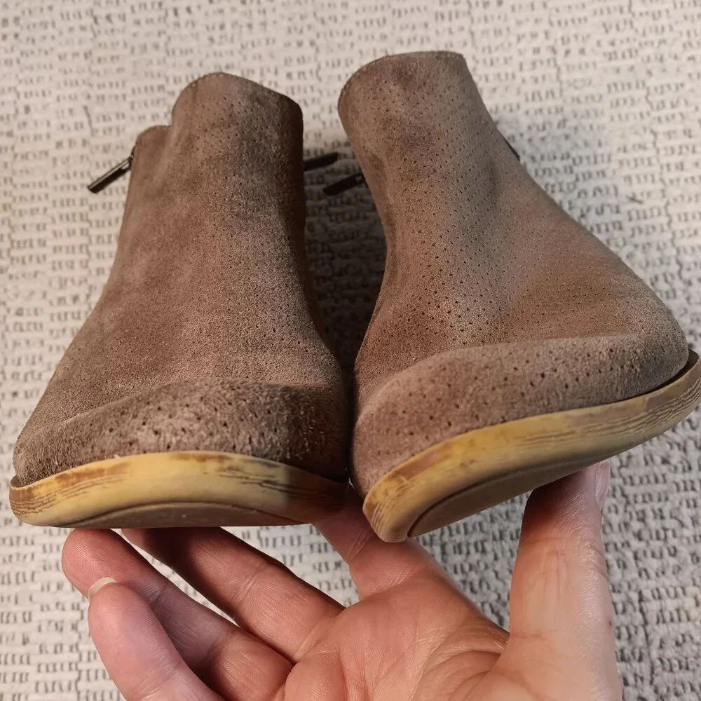 READ! Lucky Brand women's perforated suede leather double zipper ankle booties
